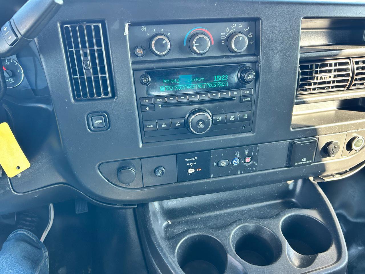 Used 2019 Chevrolet Express 2500 w/ Communications Package RWD image 4