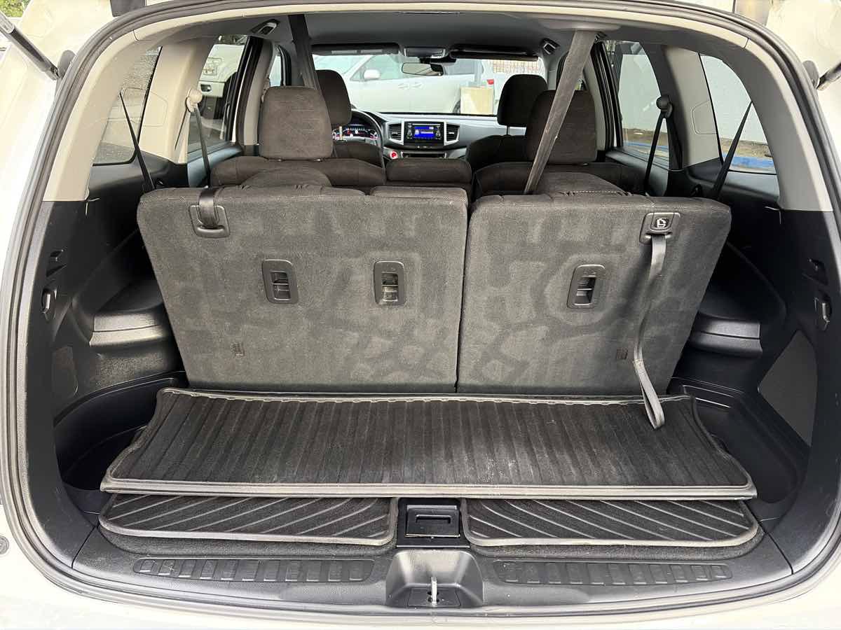 Used 2020 Honda Pilot LX image 19
