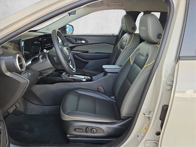 New 2026 Chevrolet Trax ACTIV w/ Driver Confidence Package FWD image 4
