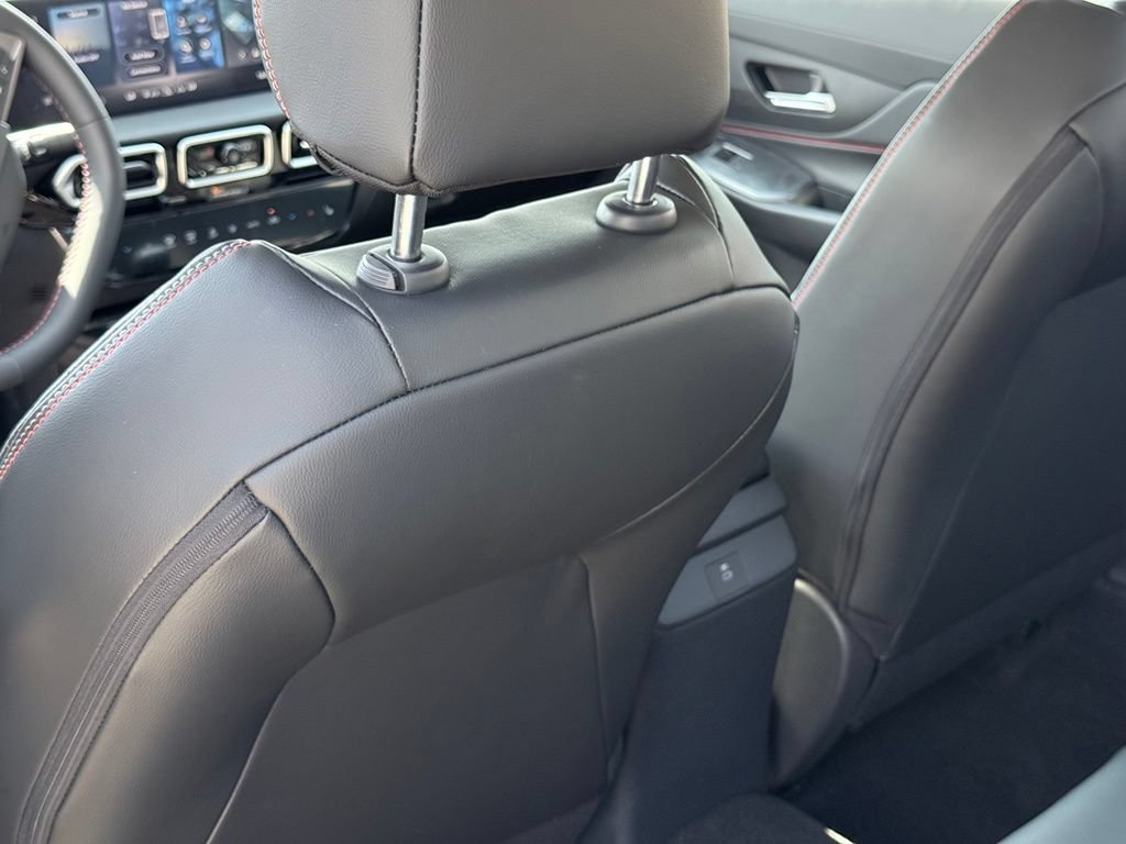 New 2026 Nissan Sentra SR w/ SR Premium Package FWD image 22