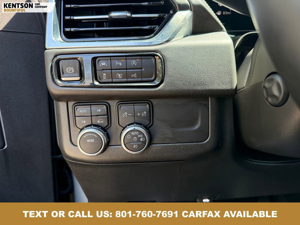 Used 2025 GMC Yukon XL Denali AWD/4WD image 17