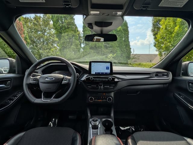 Used 2026 Ford Escape ST-Line AWD/4WD image 13