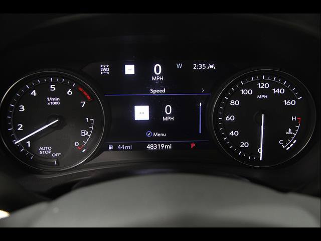 Certified 2022 Cadillac XT4 Premium Luxury w/ Technology Package AWD/4WD image 8