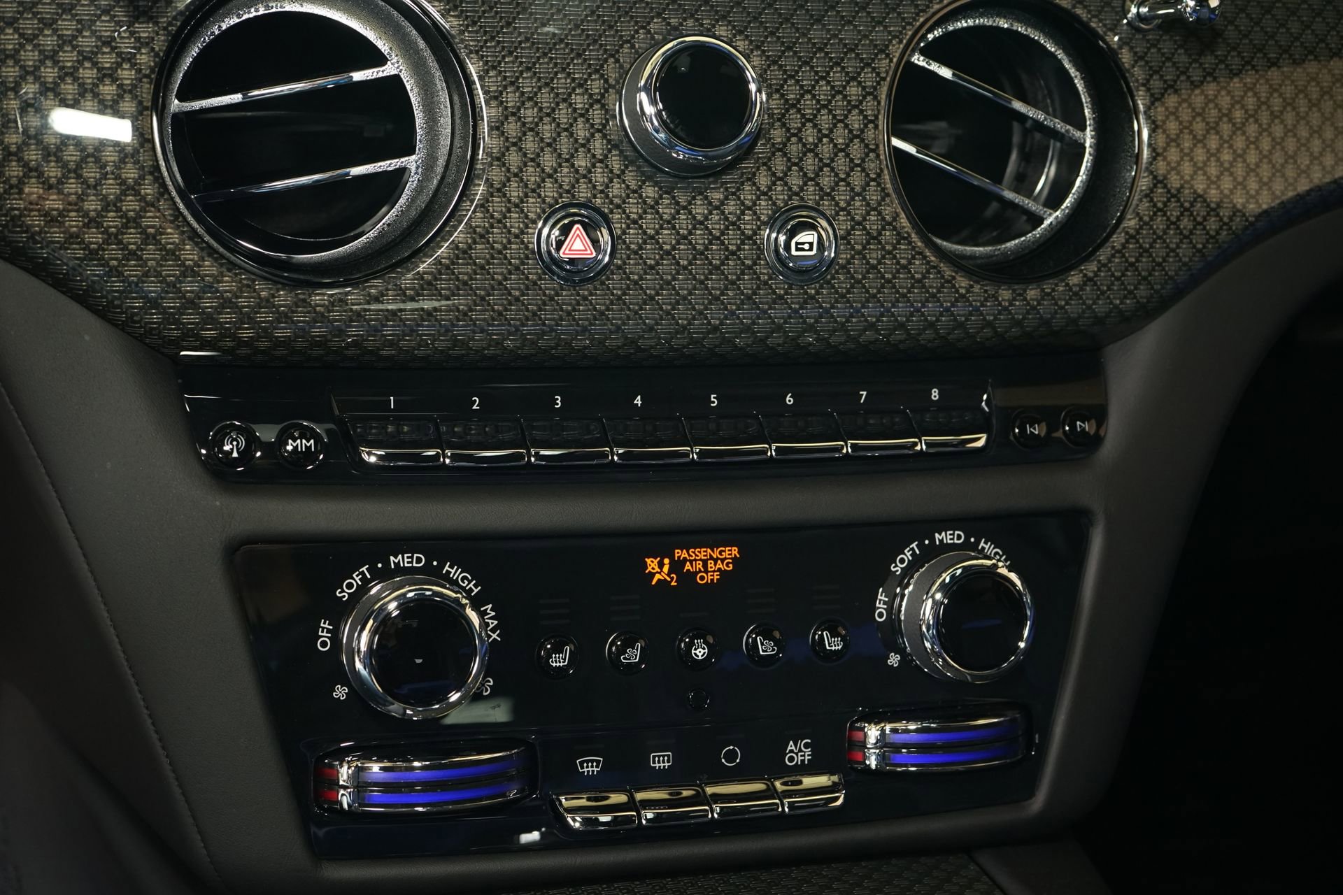 Used 2022 Rolls-Royce Ghost Black Badge image 20