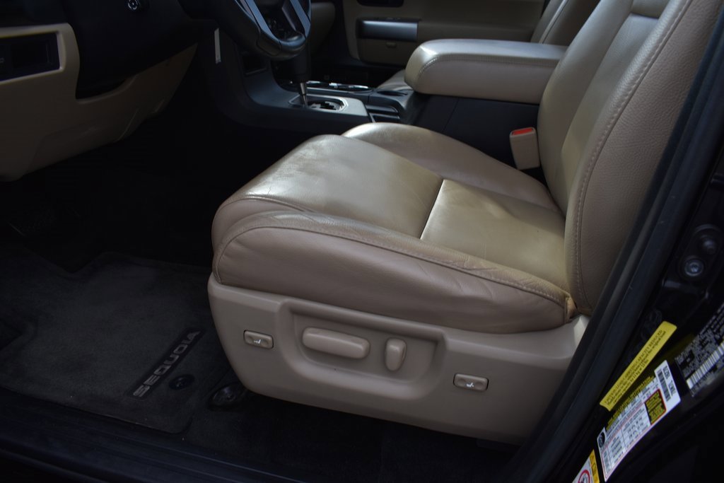 Used 2018 Toyota Sequoia Limited image 7