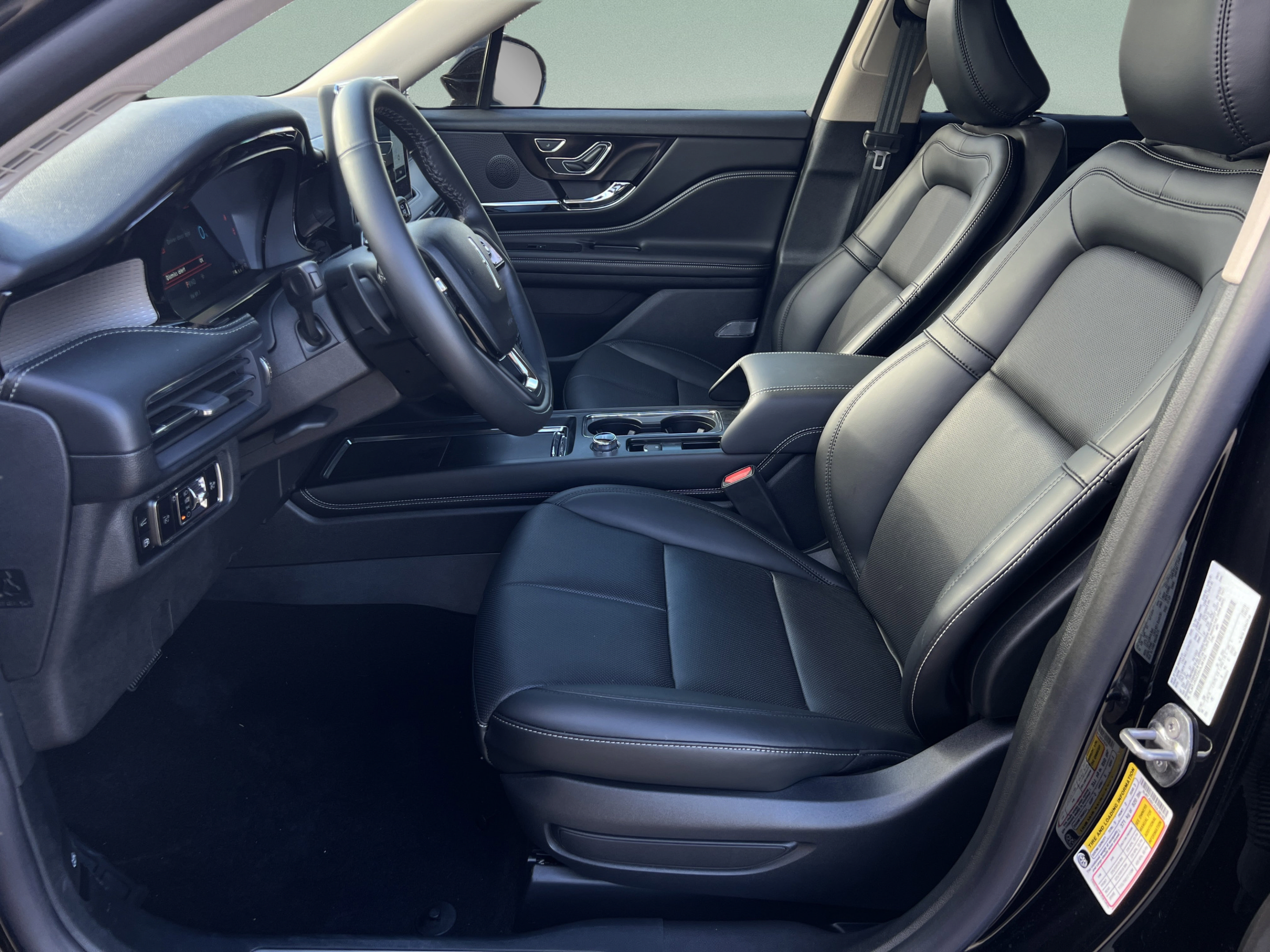 New 2025 Lincoln Corsair Grand Touring AWD/4WD image 20
