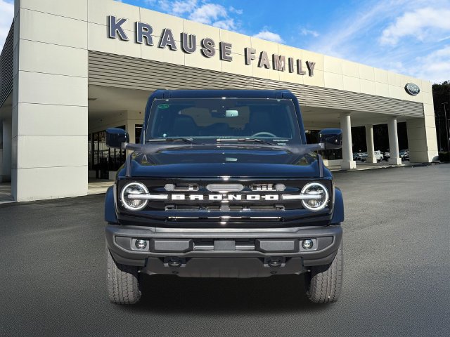 New 2026 Ford Bronco Outer Banks AWD/4WD image 2