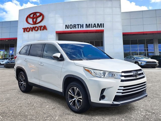 Used 2019 Toyota Highlander LE