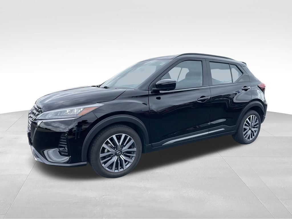 Used 2024 Nissan Kicks SR FWD image 5