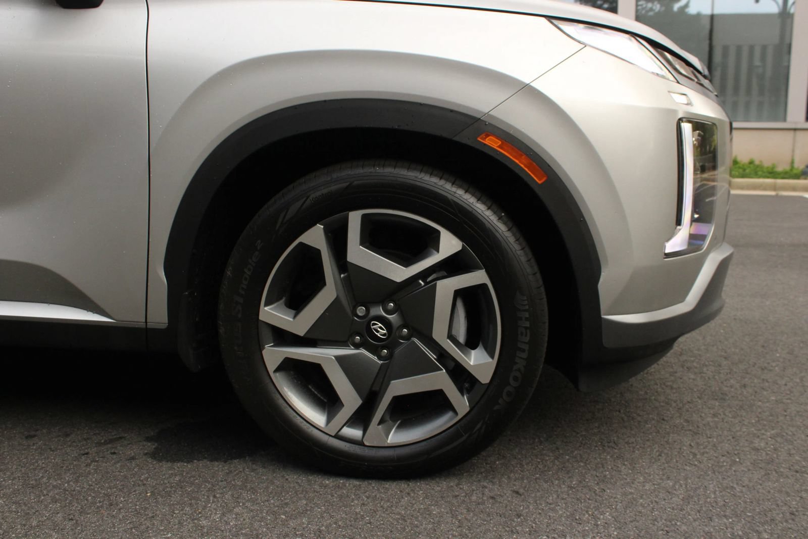 Used 2025 Hyundai Palisade SEL FWD image 4