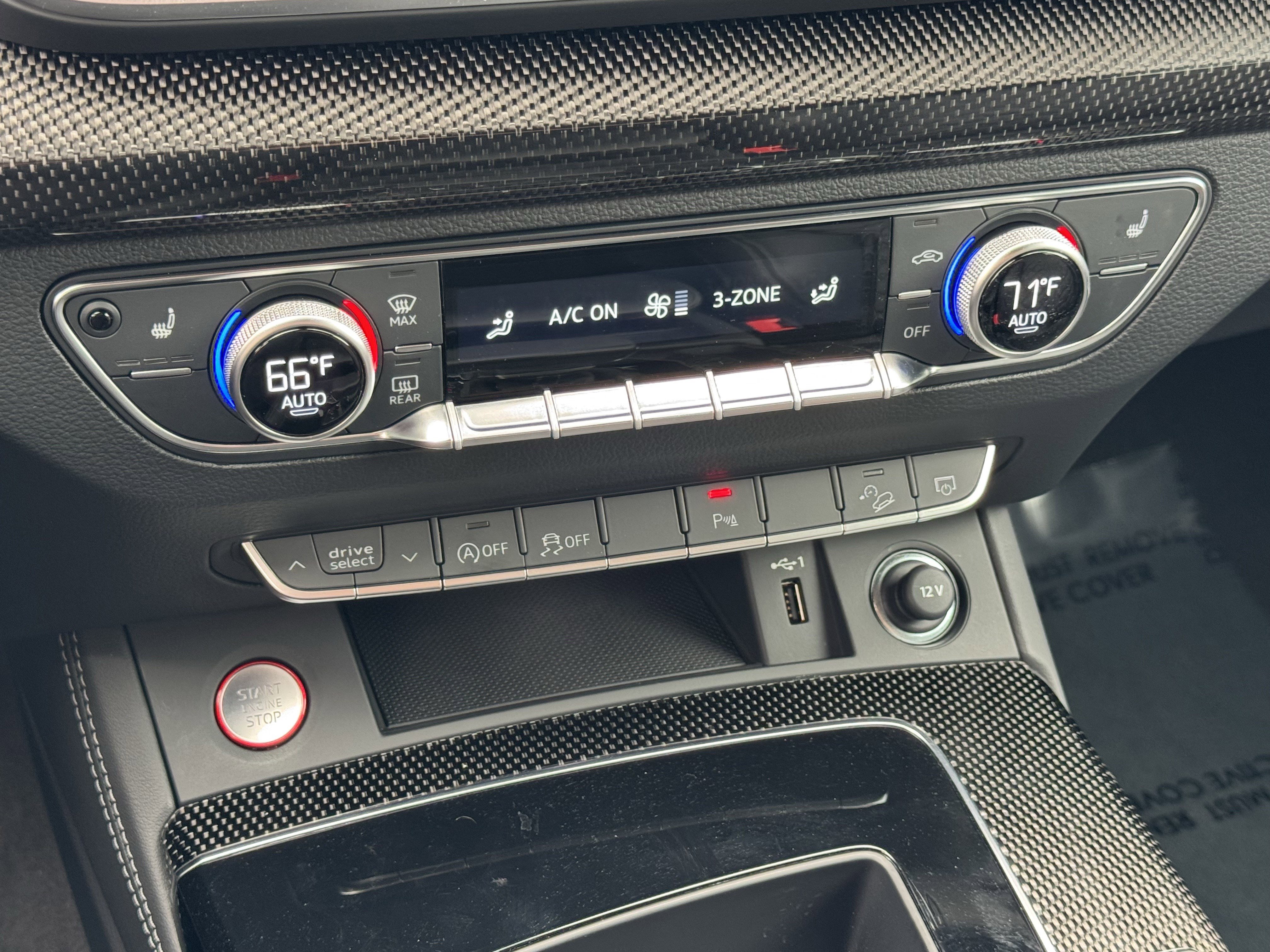 Used 2024 Audi SQ5 Premium Plus w/ Premium Plus Package image 28