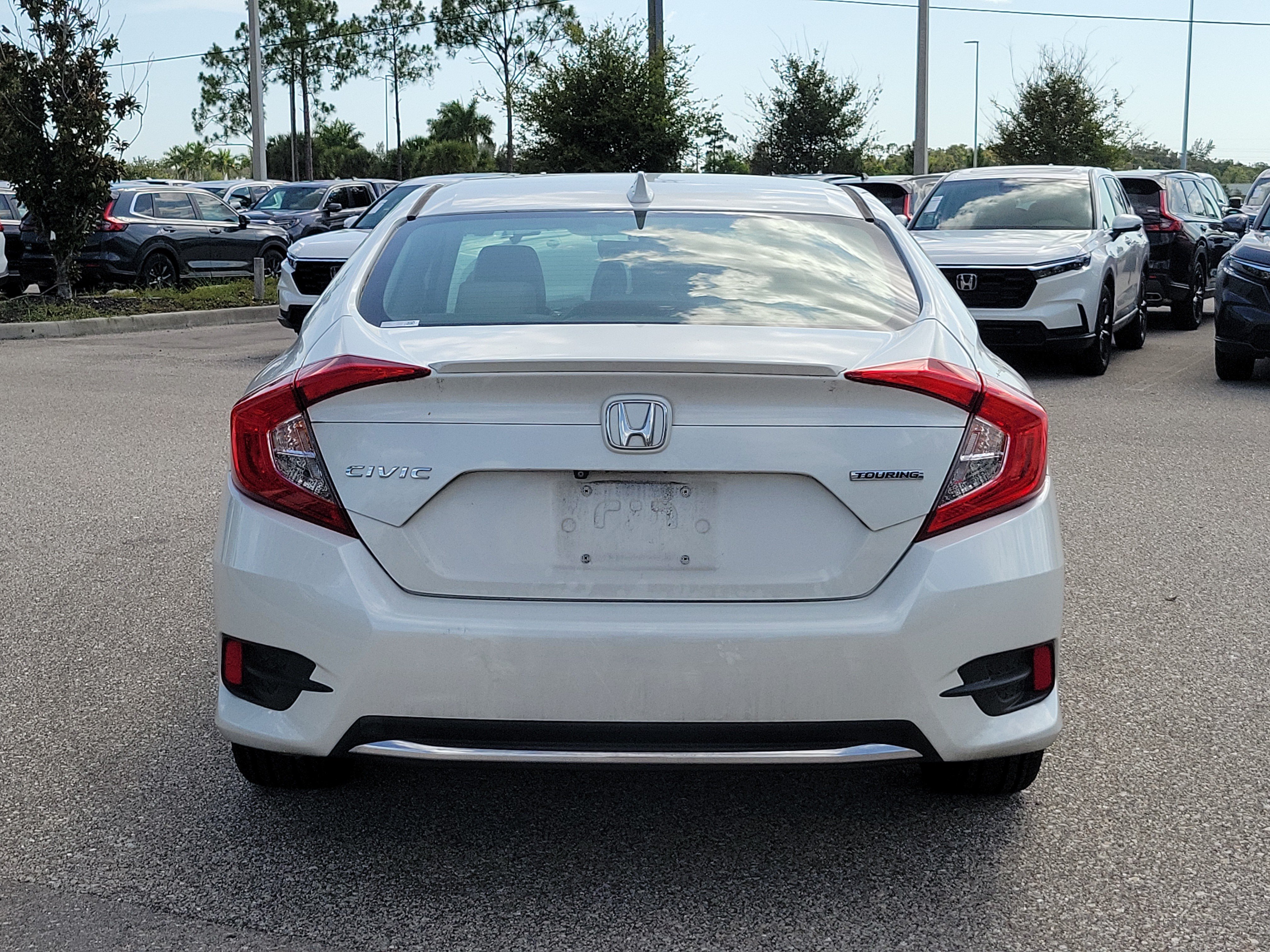 Used 2019 Honda Civic Touring image 5