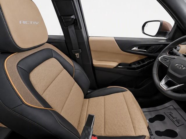 New 2027 Chevrolet Equinox ACTIV w/ Convenience Package III FWD image 11