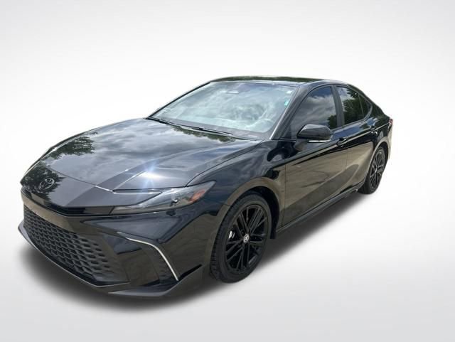 Used 2025 Toyota Camry SE FWD image 7