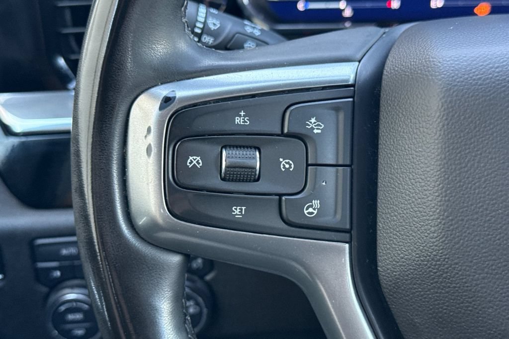 Used 2025 Chevrolet Silverado 1500 LT AWD/4WD image 26