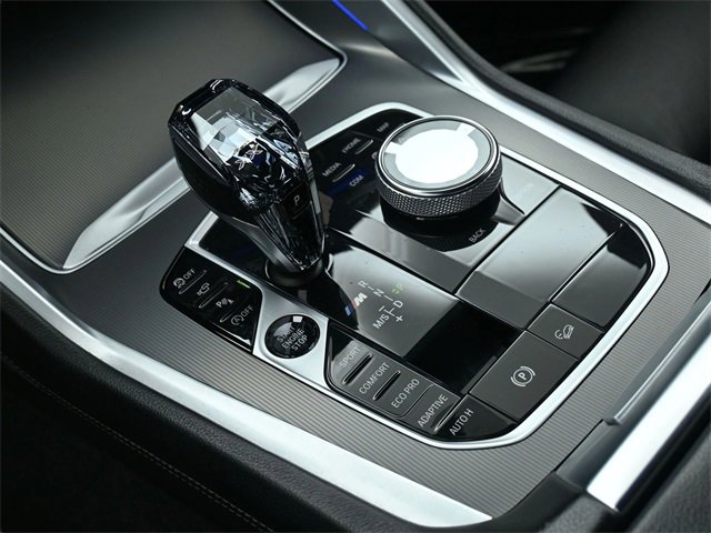 Used 2020 BMW X6 M50i w/ Executive Package image 45