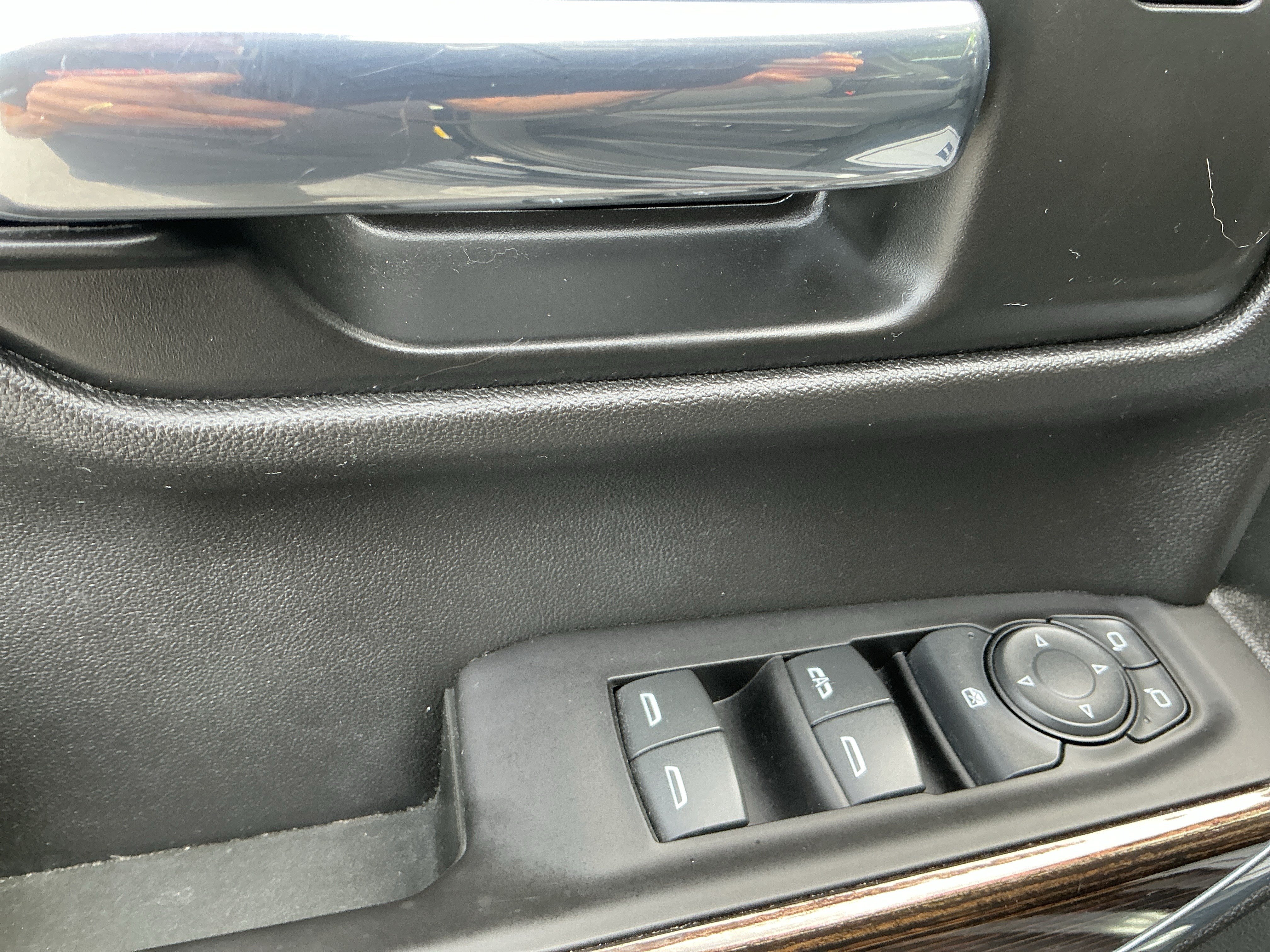 Used 2021 GMC Sierra 1500 Elevation AWD/4WD image 14