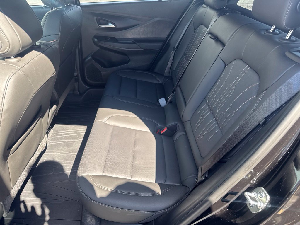 Used 2026 Buick Envista Avenir FWD image 33