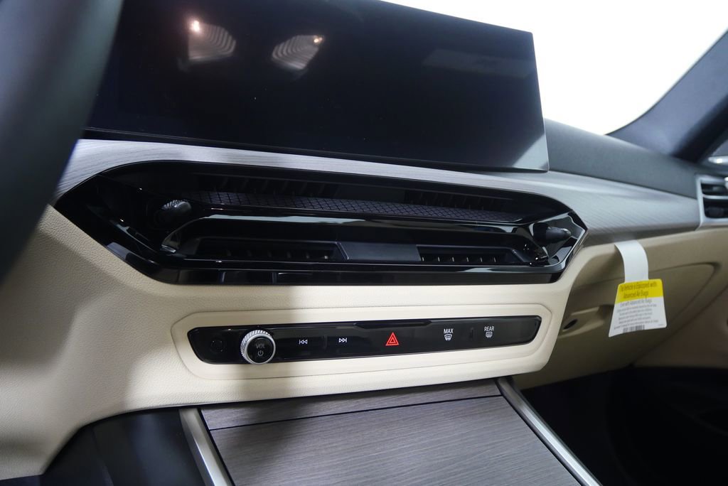 Used 2026 BMW 430i Coupe w/ Premium Package RWD image 17