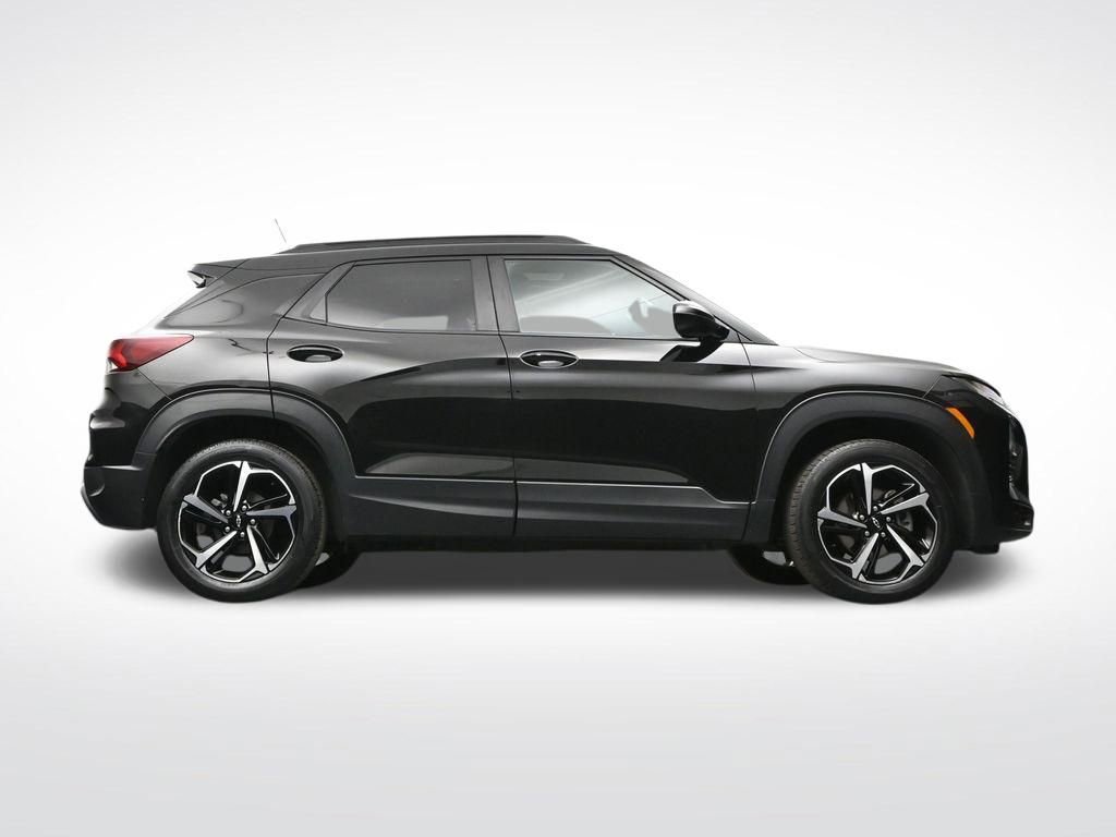 Used 2023 Chevrolet TrailBlazer RS w/ Sun and Liftgate Package image 28