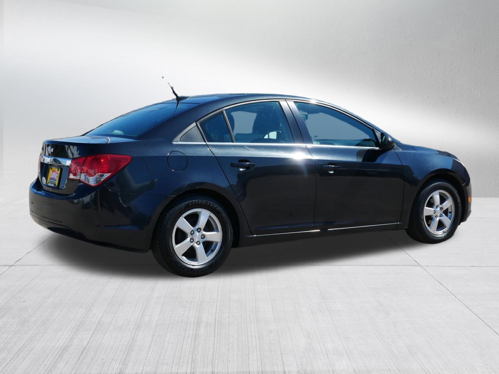 Used 2013 Chevrolet Cruze LT w/ Technology Package FWD image 7