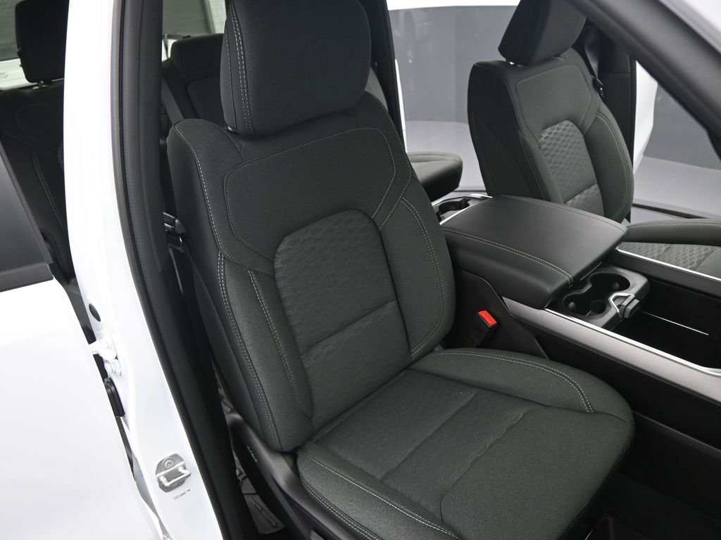 New 2026 RAM 1500 4x4 Crew Cab image 22