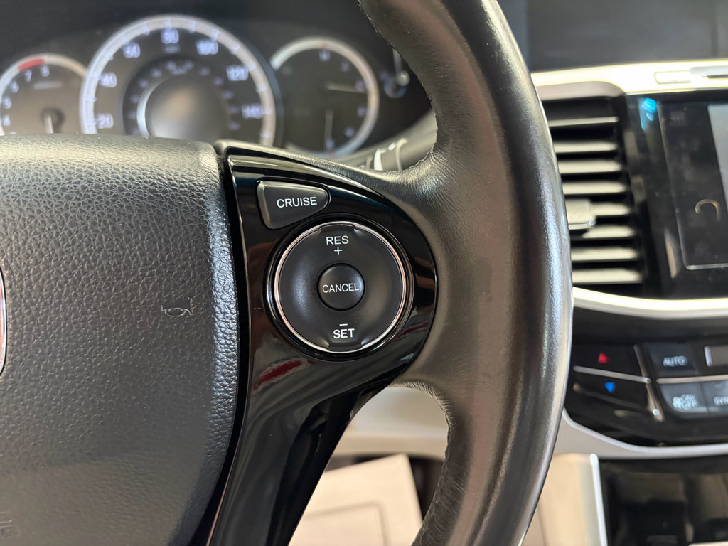 Used 2017 Honda Accord EX-L image 15