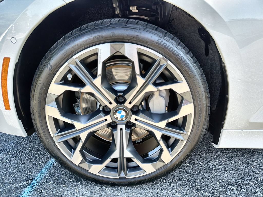 Used 2026 BMW 330i xDrive Sedan w/ Premium Package AWD/4WD image 16