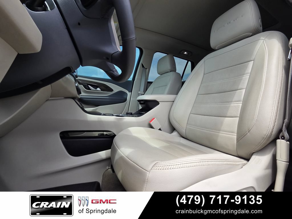 Used 2024 GMC Terrain Denali w/ Denali Premium Package AWD/4WD image 24