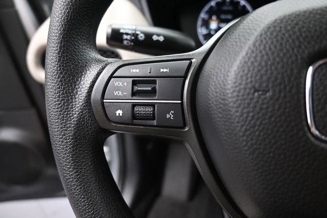 Certified 2026 Honda HR-V LX image 29