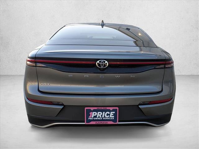 Certified 2023 Toyota Crown XLE image 7