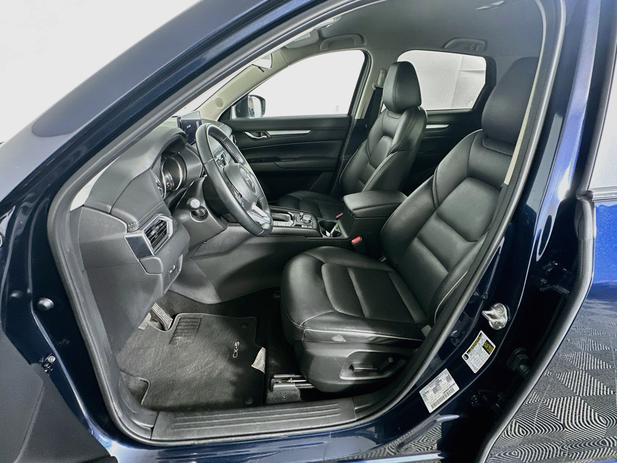 Used 2025 MAZDA CX-5 AWD 2.5 S w/ Select Package image 13