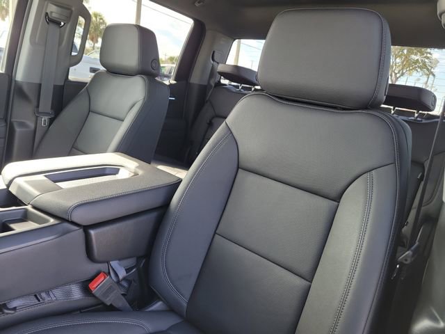 Certified 2025 GMC Sierra 1500 SLT image 17