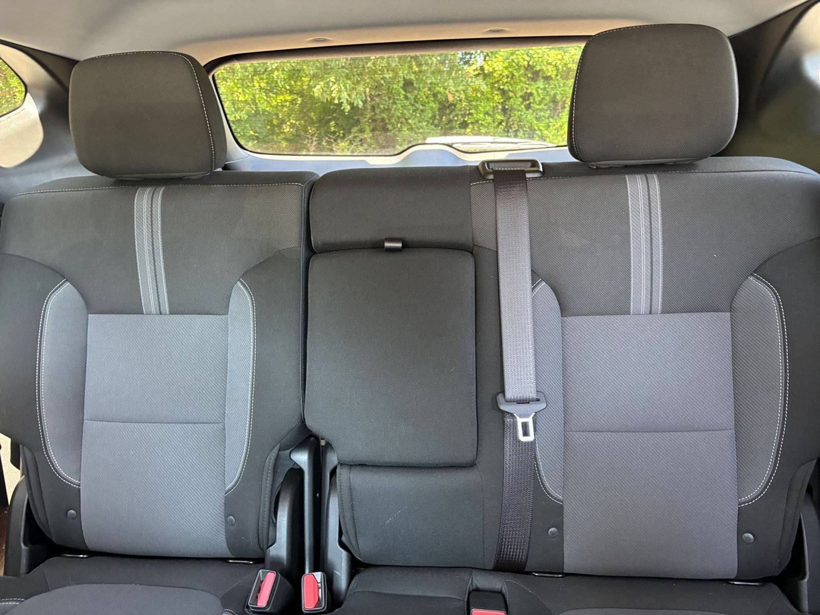 Used 2025 Chevrolet Blazer LT FWD image 34