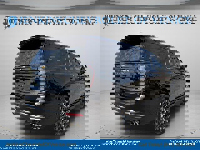 New 2026 Chevrolet Suburban High Country image 8