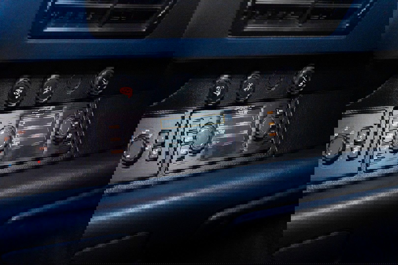 Used 1997 Porsche 911 Cabriolet image 44