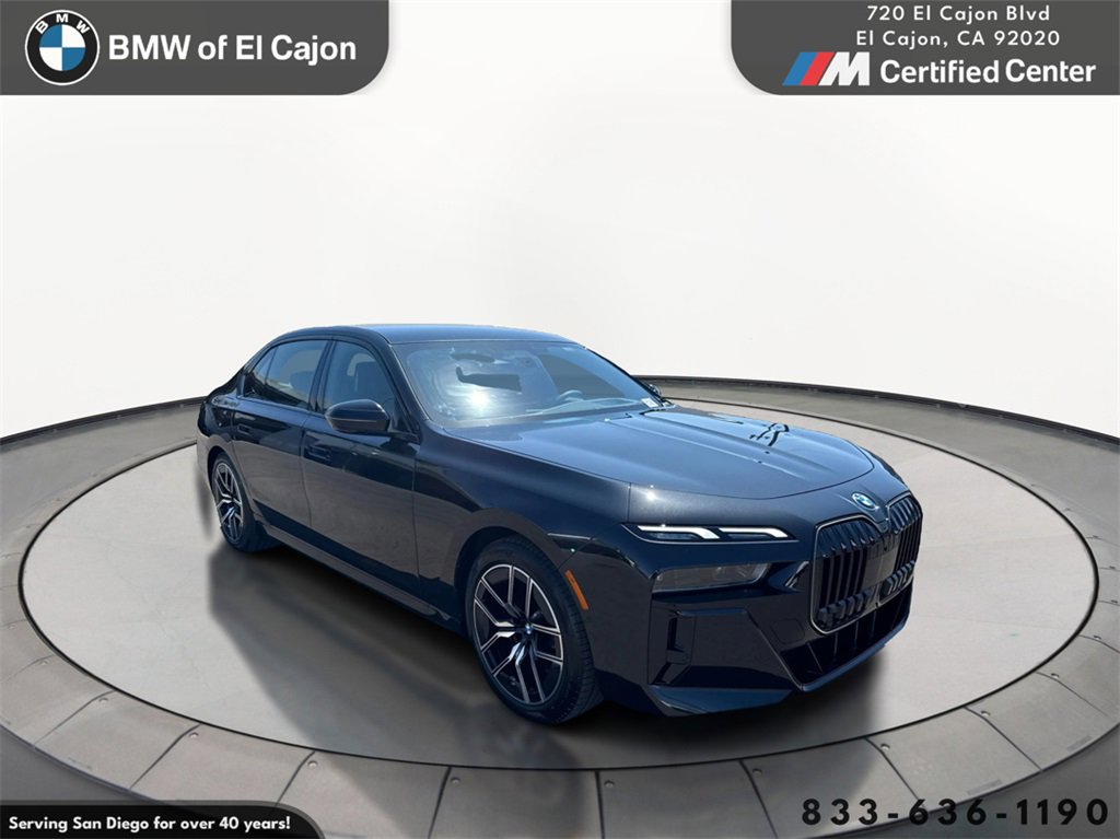 New 2026 BMW 750e xDrive image 1