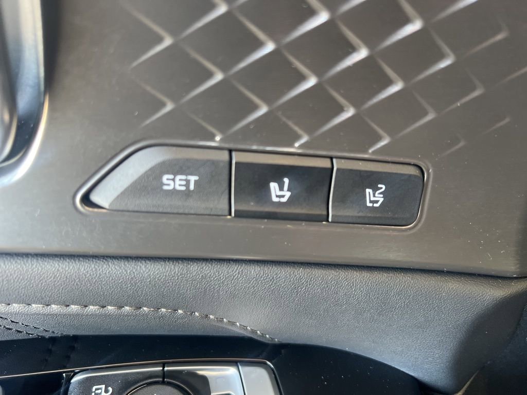 Certified 2023 Kia Sorento SX image 52