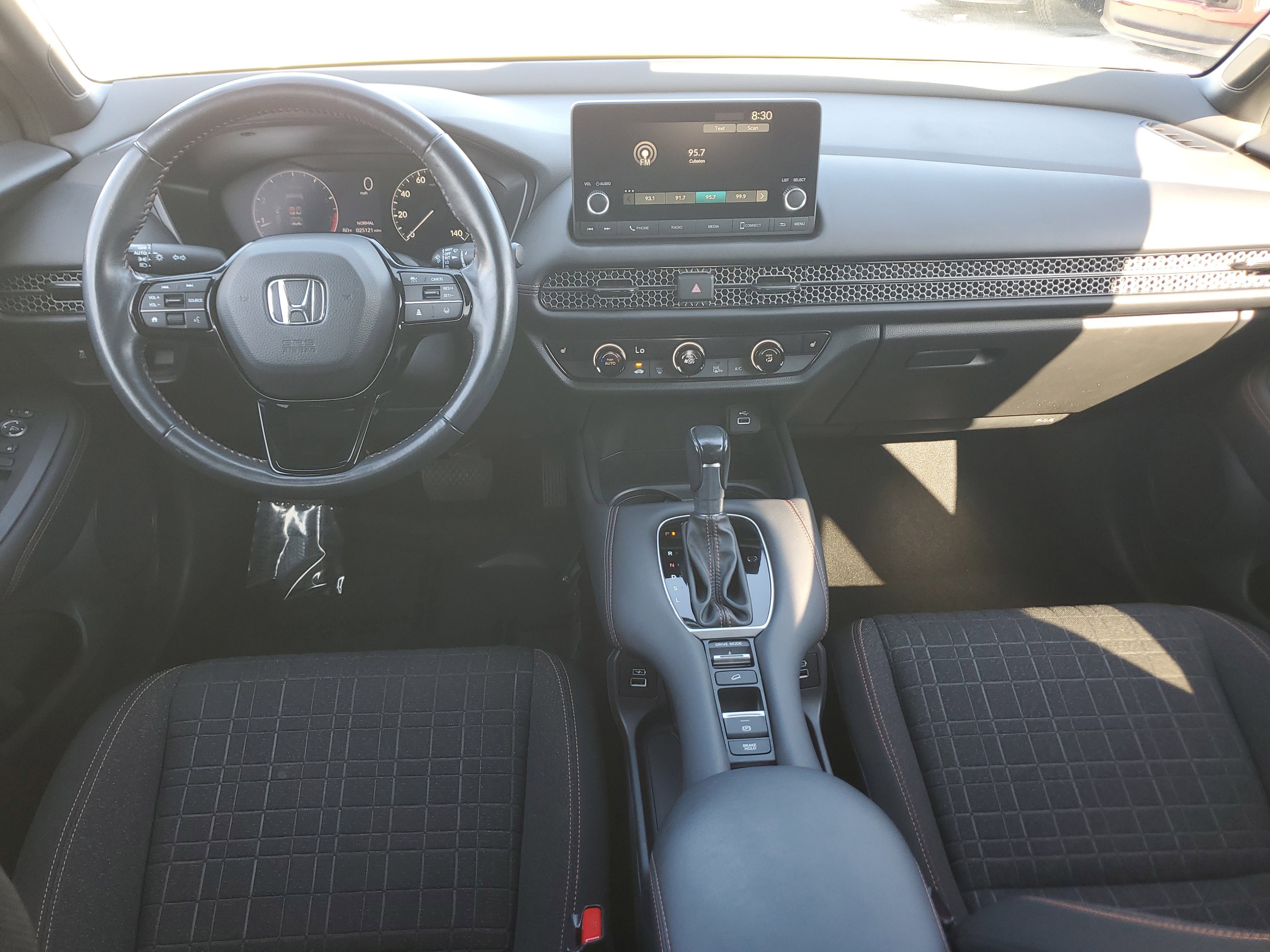 Used 2023 Honda HR-V Sport image 15