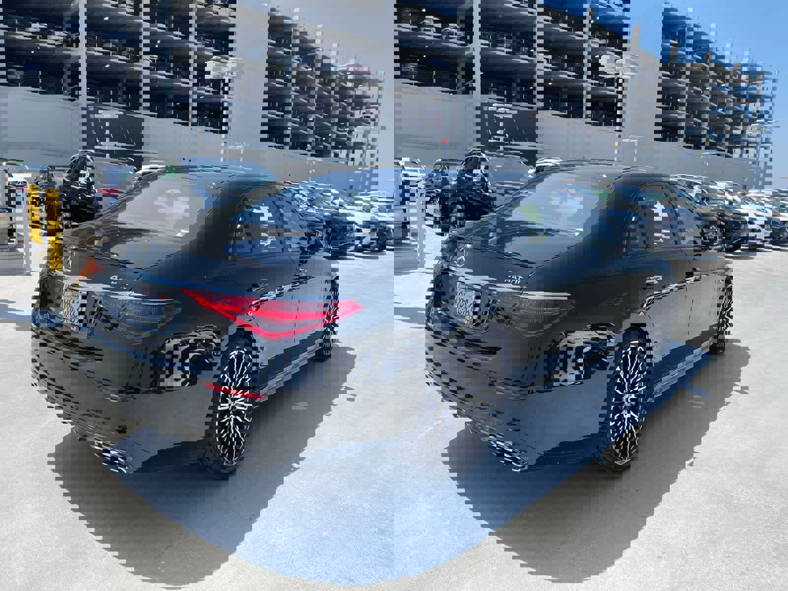 Used 2023 Mercedes-Benz S 580 4MATIC Sedan image 5