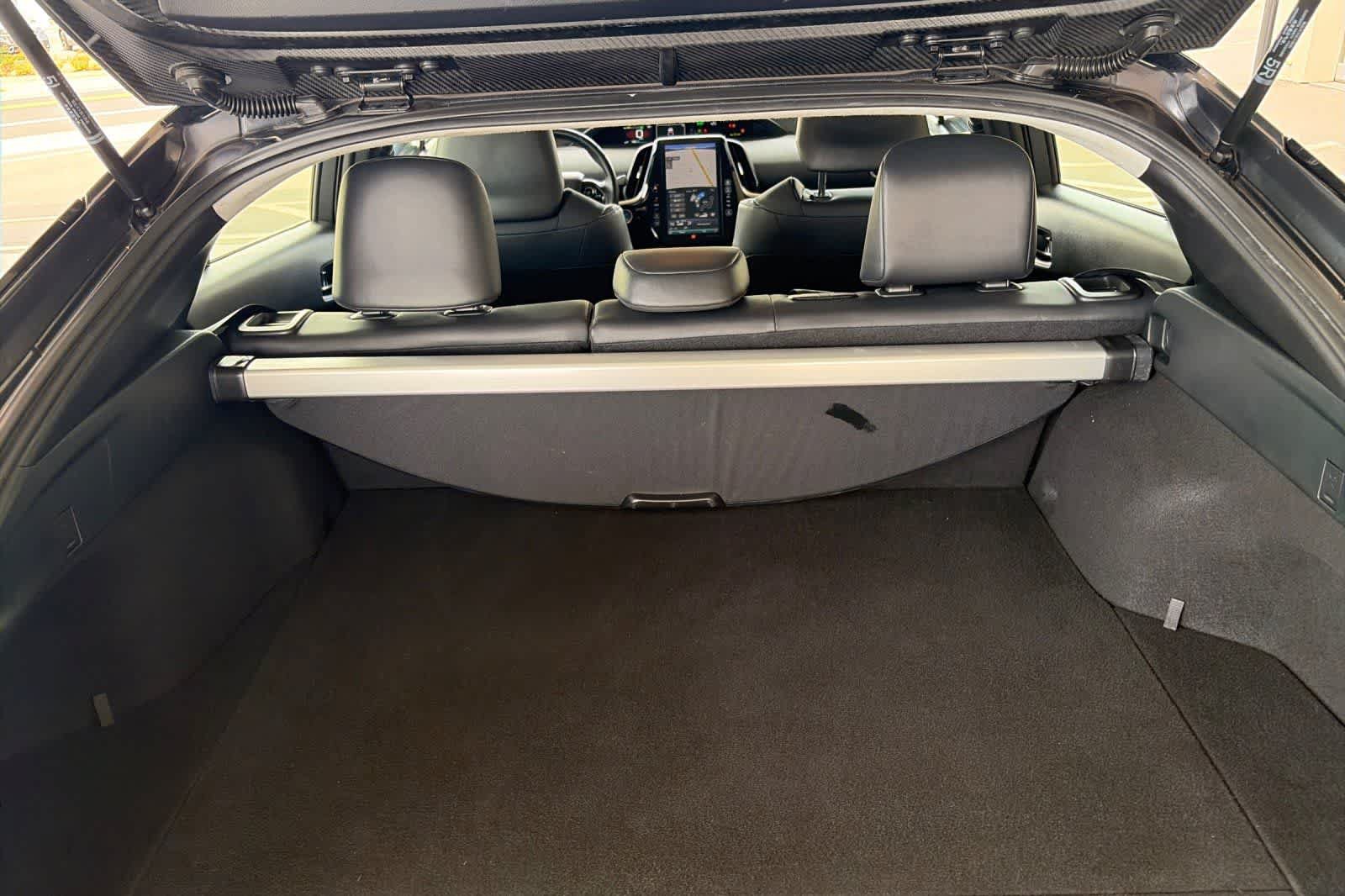 Used 2021 Toyota Prius Prime Limited FWD image 15