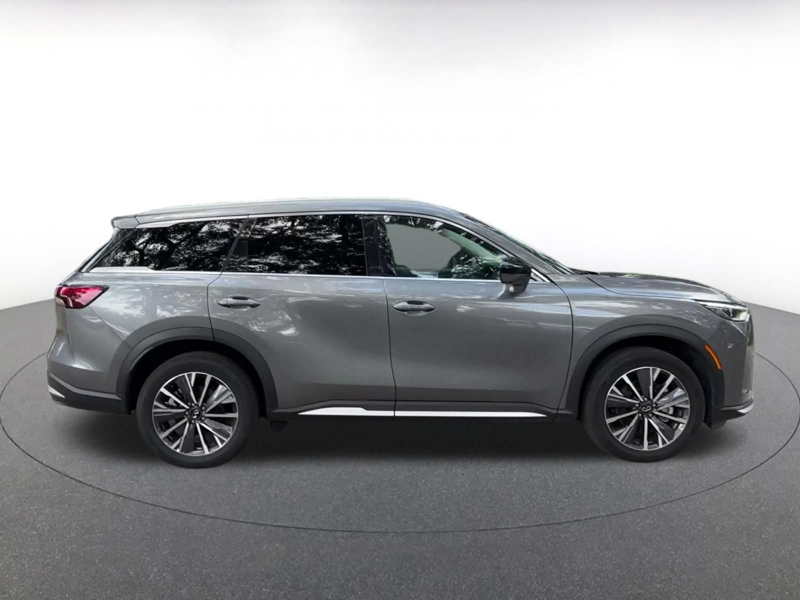 Used 2026 INFINITI QX60 Luxe FWD image 16
