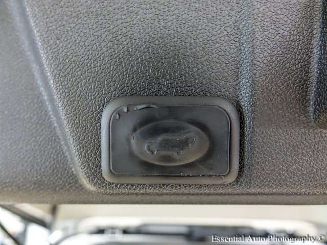 Used 2015 Chevrolet Traverse LT image 24