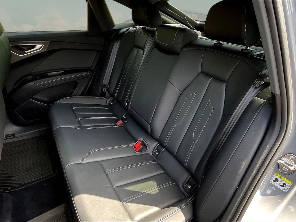 Used 2024 Audi Q4 e-tron Premium Plus w/ Premium Plus AWD/4WD image 23