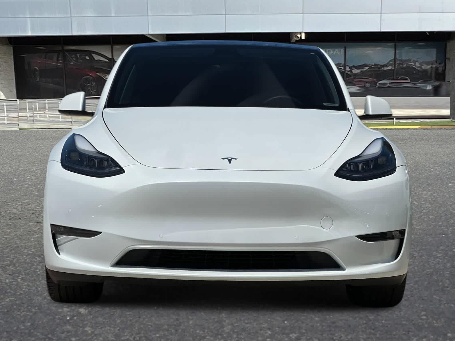 Used 2022 Tesla Model Y Long Range AWD/4WD image 11