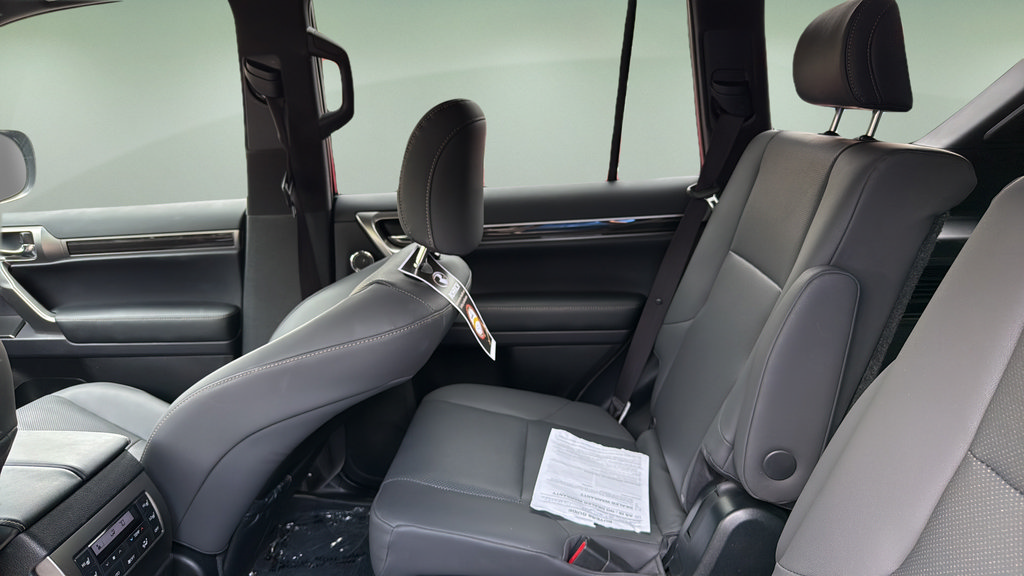 Used 2023 Lexus GX 460 Premium AWD/4WD image 16