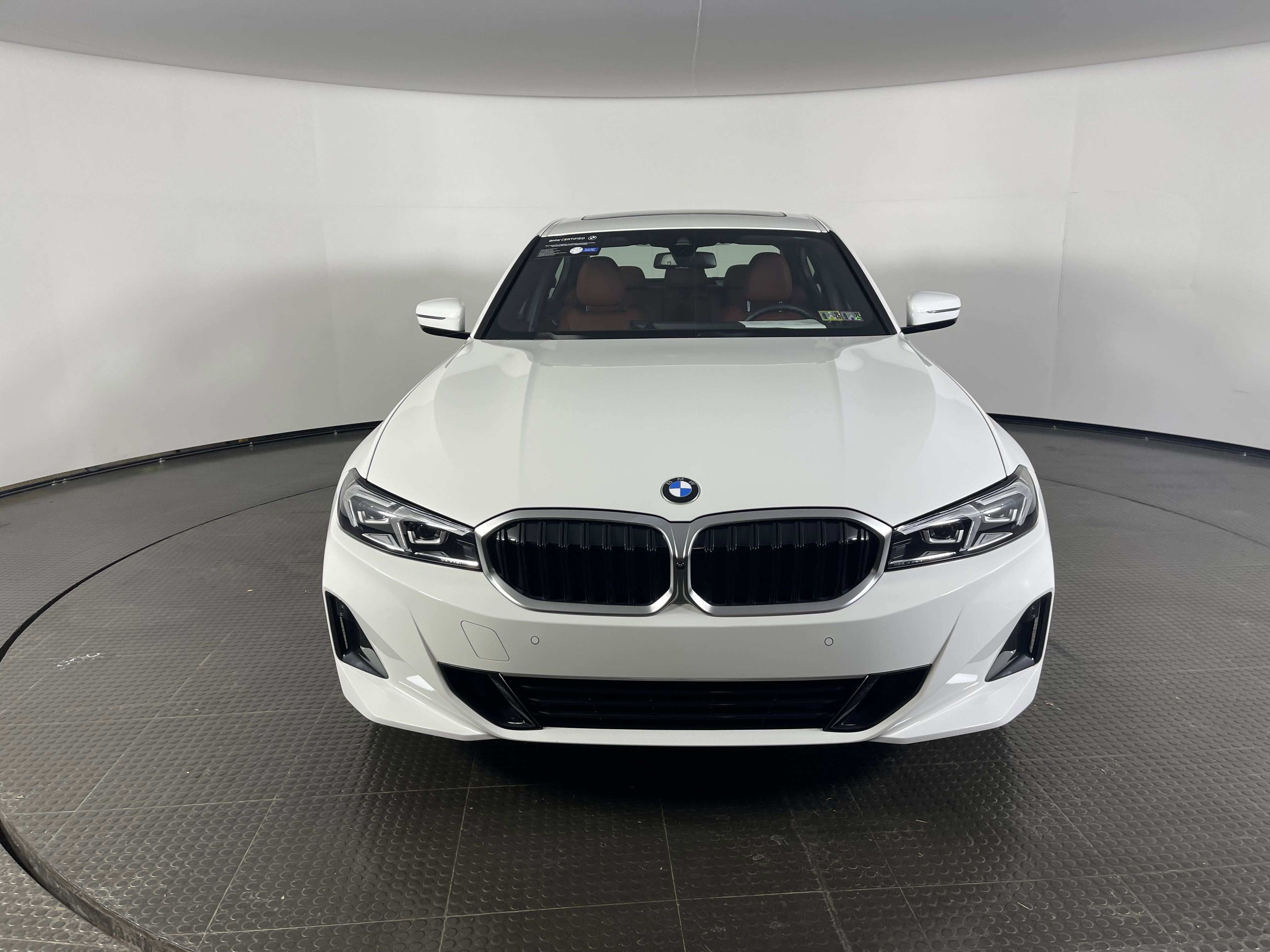 Certified 2024 BMW 330i xDrive Sedan w/ Premium Package image 5