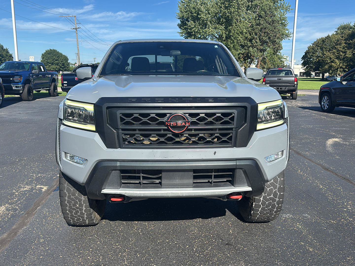 Used 2022 Nissan Frontier PRO-4X w/ Technology Package AWD/4WD image 5