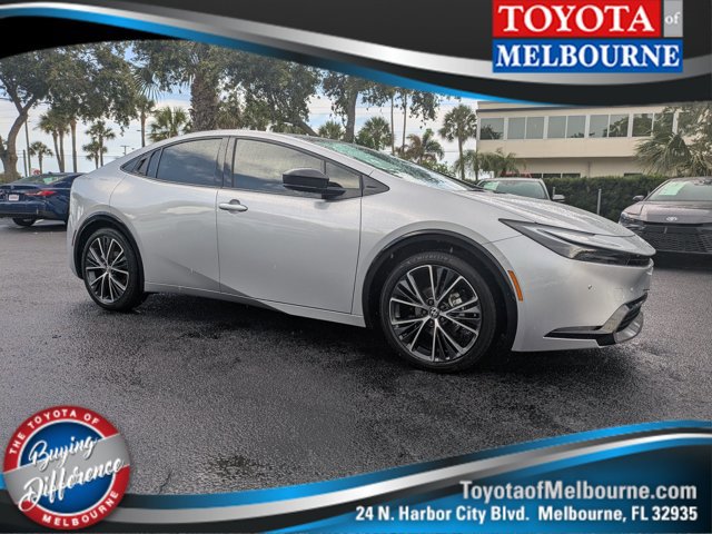 New 2024 Toyota Corolla LE