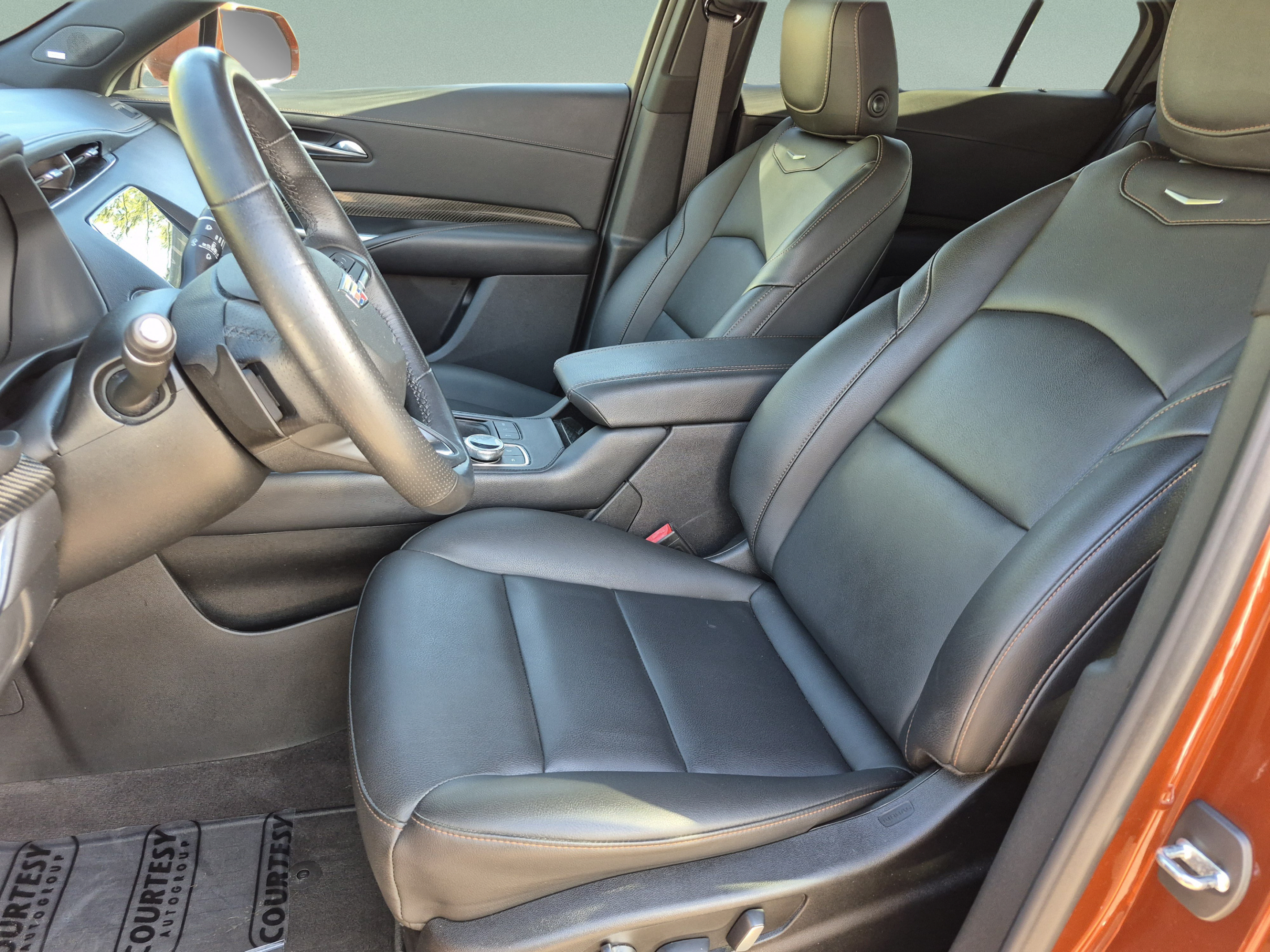 Used 2020 Cadillac XT4 Sport w/ Driver Awareness Package FWD image 19